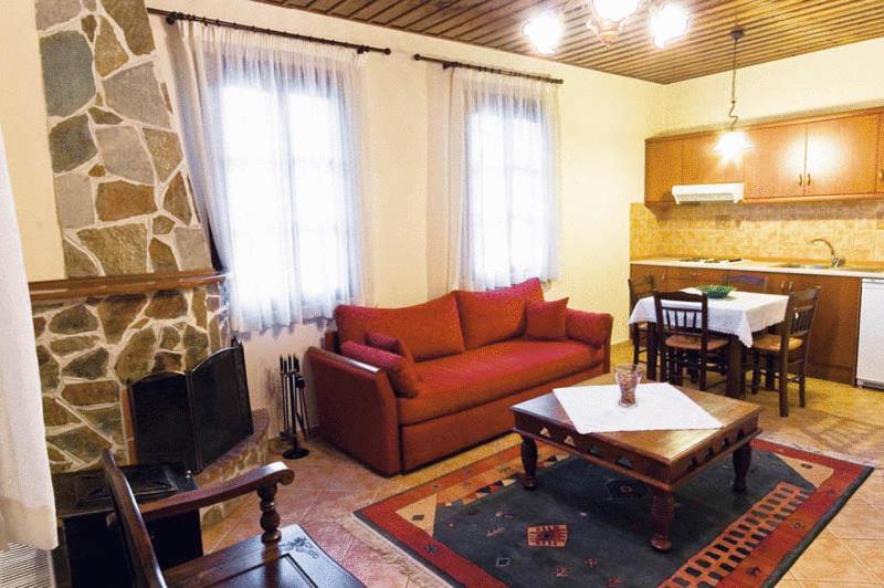 Emporio  Villa Kastanodasos الغرفة الصورة
